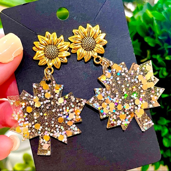 Acrylic Autumn Leaf Floral Earrings - Picture 3 of 6